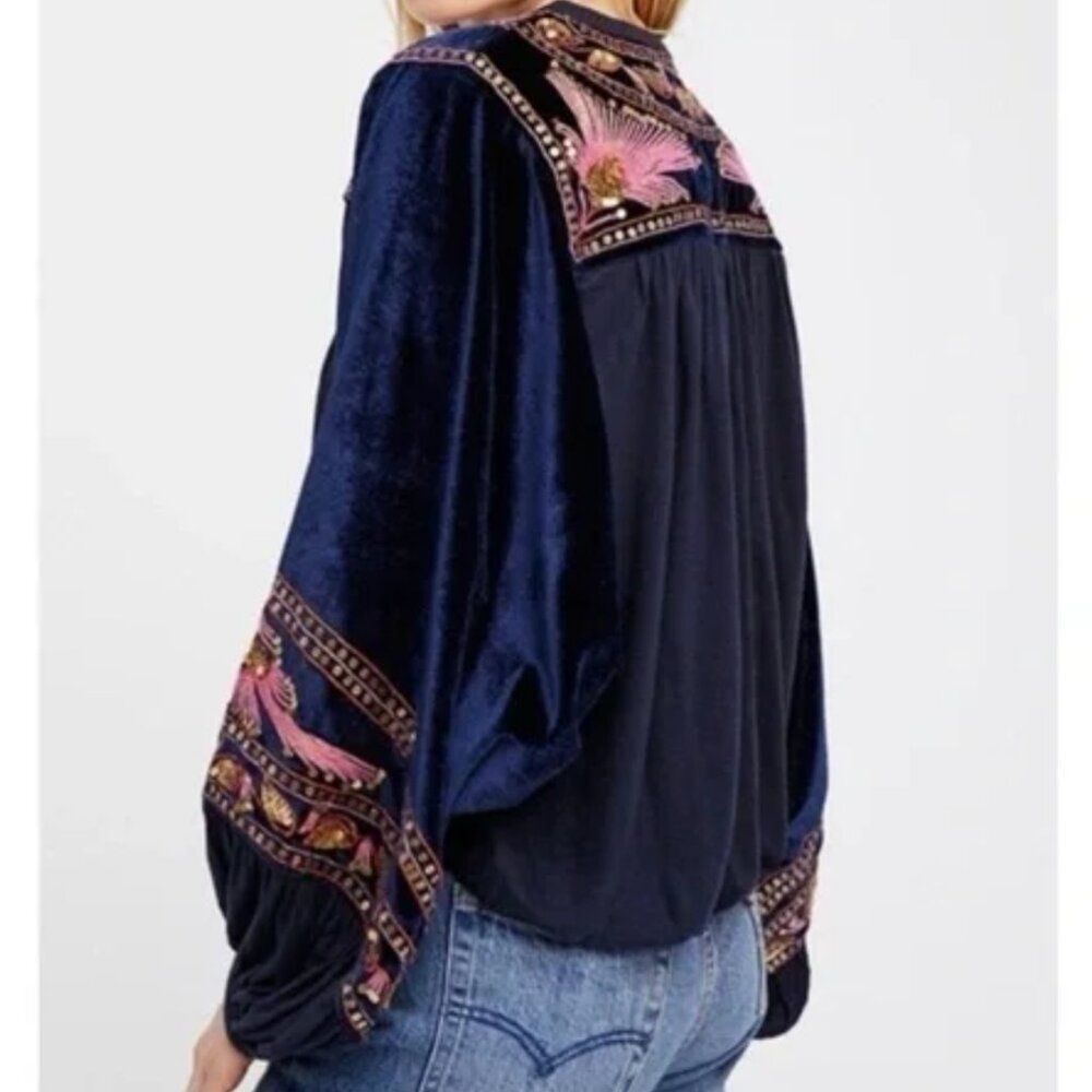 Free People Hearts Aflame Embroidered Velvet Sleeve Blouse Boho Peasant Top XS
